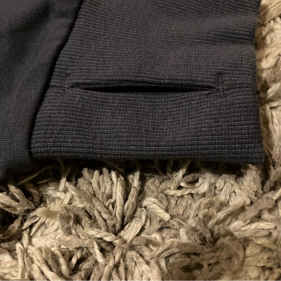 NWT All in Motion Woman’s Cropped Sweater - Picture 6 of 8